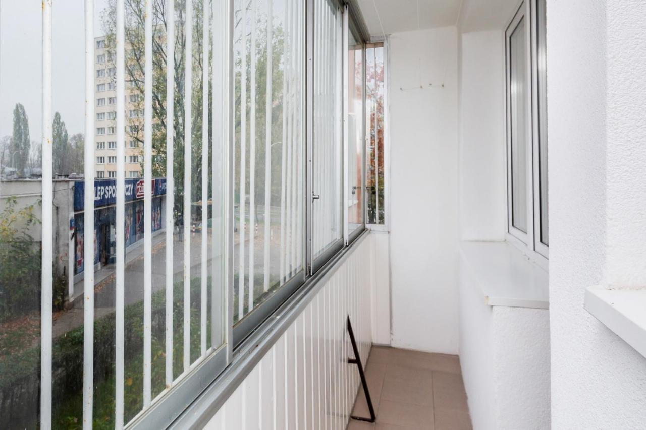 Two-Bedroom Family Apartment Esperanto Next To Klif By Noclegi Renters Warszawa Eksteriør billede